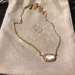 Kendra Scott necklace